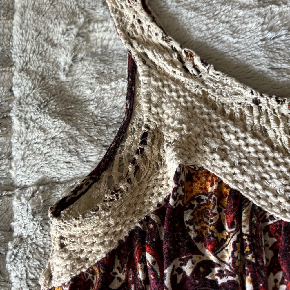 Bohemian Paisley Lace Trim Tank Top - Picture 7 of 9